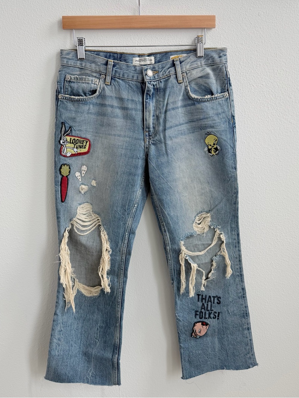 Zara x Looney Tunes Patch Distressed Cropped Jeans Cartoon Bugs Bunny Tweety